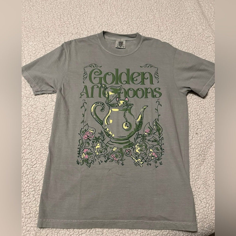 Zipadee Tees Alice in Wonderland Shirt M